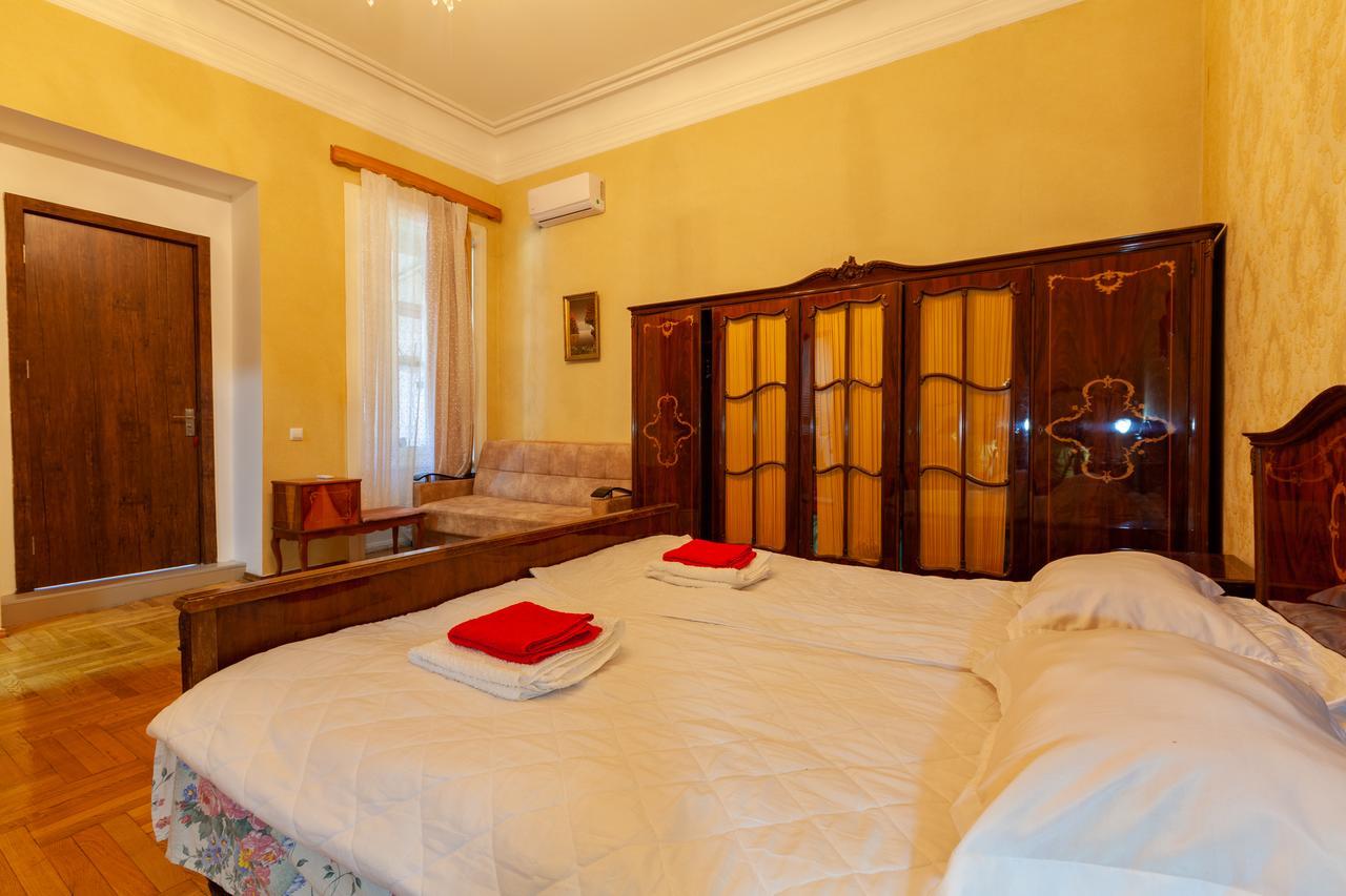 Guest House Keria Tbilisi Exterior photo