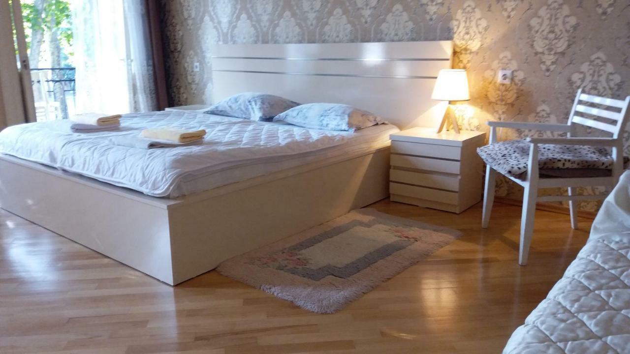 Guest House Keria Tbilisi Exterior photo
